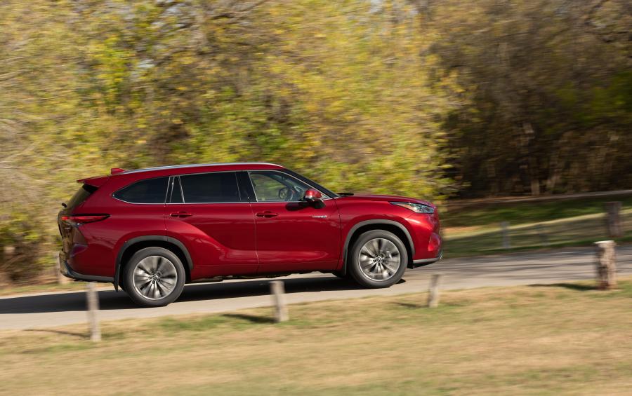  Toyota Highlander Hybrid Platinum AWD 2019 года  (фото 26 из 67)